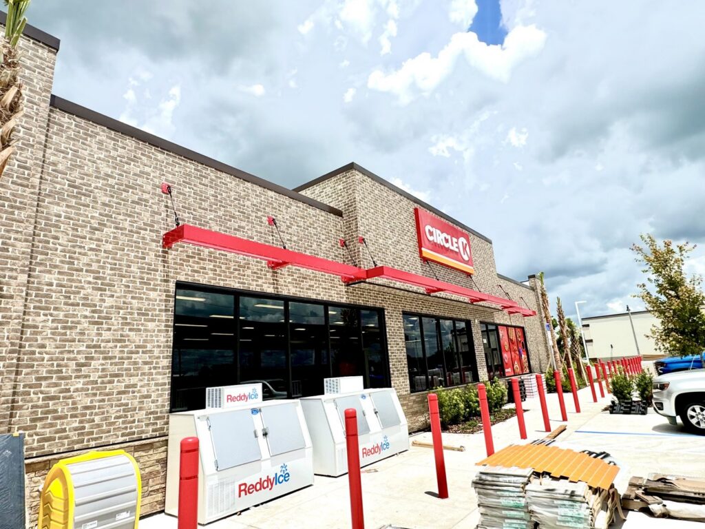 A commercial construction project for a Circle K convenience store, featuring new brick facade by M&J Florida Enterprise Llc in Orlando, FL.