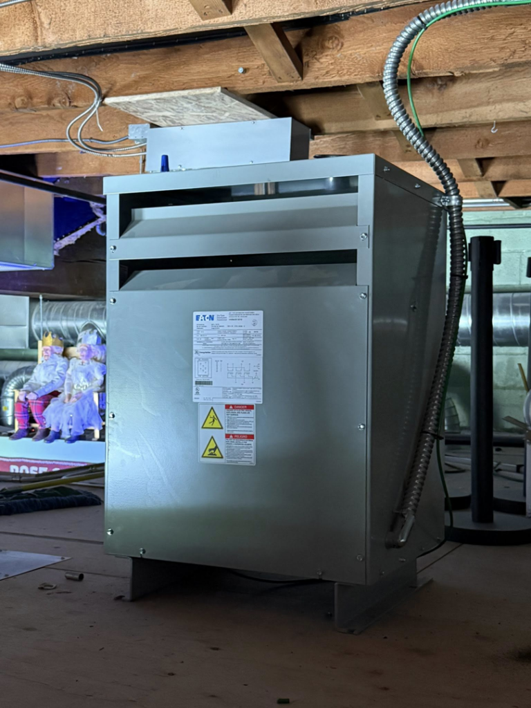 An Eaton electrical unit professionally installed by MW Construction Services in Bend, OR.