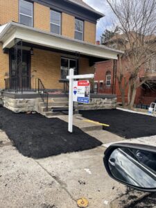 Exterior landscaping with fresh mulch installation by Mudd Brothers Contracting Co. in Pittsburgh, PA.