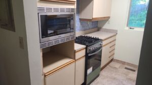 New microwave and stovetop installed in a kitchen, a service provided by Infinity Handyman in Anchorage, AK