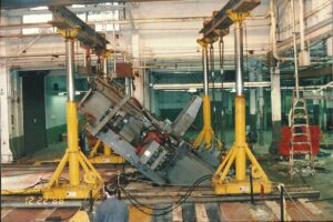 Tidewater Crane & Contracting moving industrial machinery with hydraulic lifts in Virginia Beach, VA