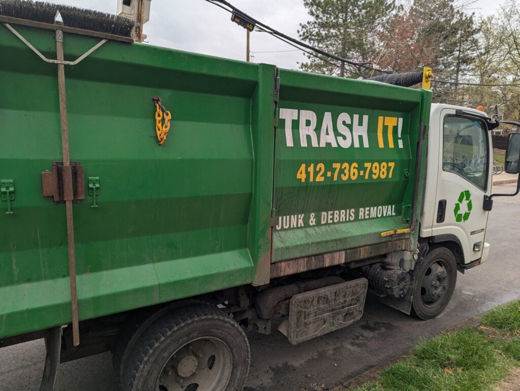 Before and after photos of a complete room cleanout and junk removal service by Trash It LLC in Pittsburgh, PA.