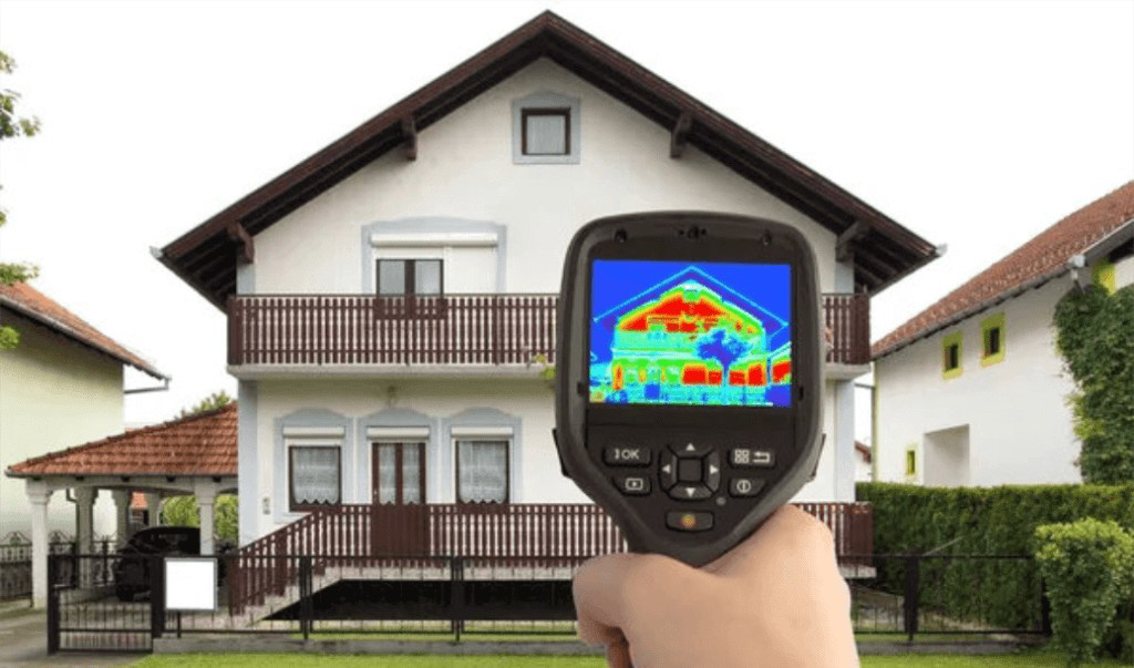 Thermal imaging camera showing heat loss in a house, used by CT Insulation Services LLC in Stamford, CT