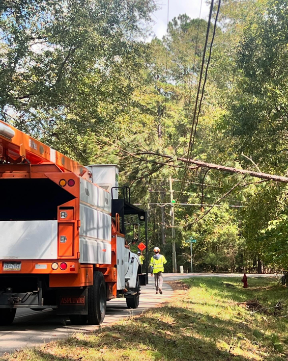 A tree service crew and truck responding to a fallen tree branch on power lines for PA JB Tree Service in Reading, PA.