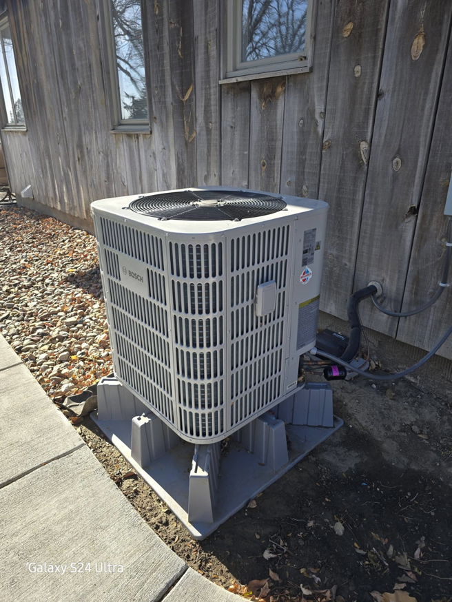 An outdoor Bosch air conditioner unit installed by Reliance Heating & Cooling in Yankton, SD.