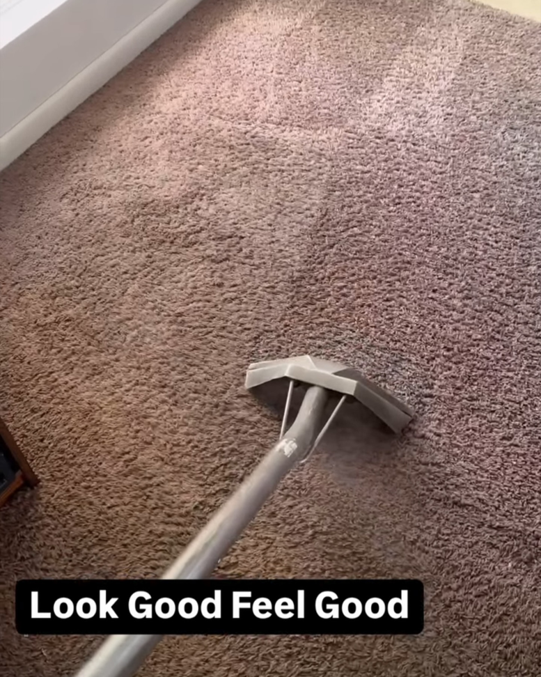 A carpet cleaning wand demonstrating before and after results on a dirty carpet by Custom Carpet Cleaning in Albuquerque, NM.