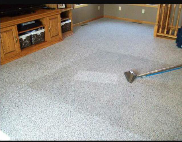 A carpet cleaning wand in action, cleaning a residential carpet by Special Solution Cleaning in Tampa, FL