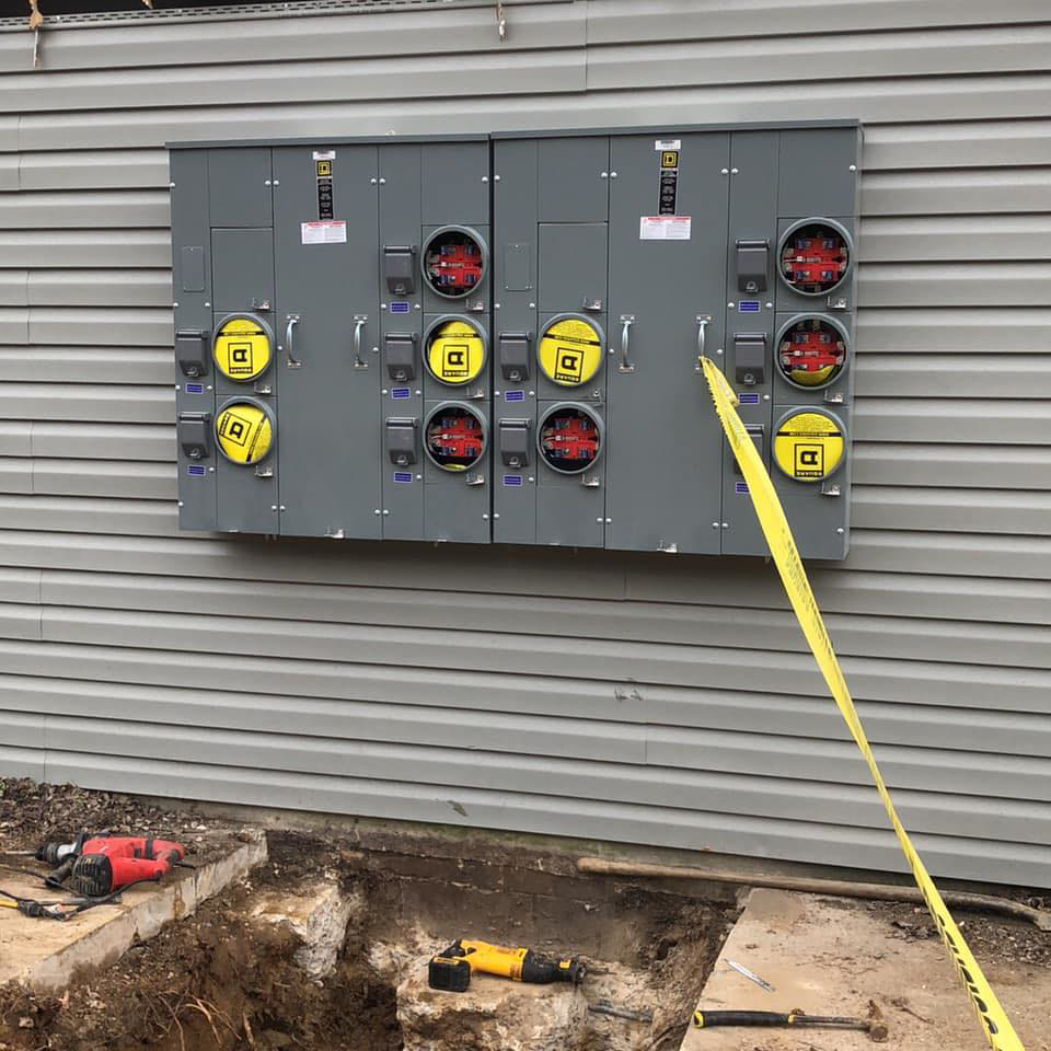 Commercial electrical meter and service panel installation on a building by Jamie Hosier Electric in Jonesboro, AR.