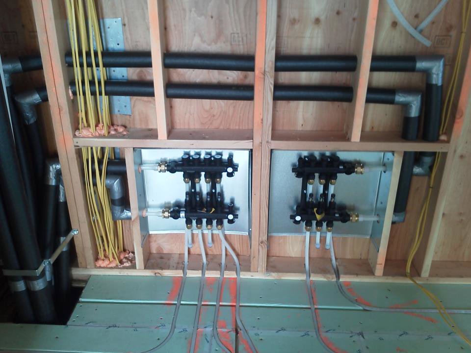 Commercial HVAC ductwork installation in a large building by American Mechanical Corp in Caldwell, ID