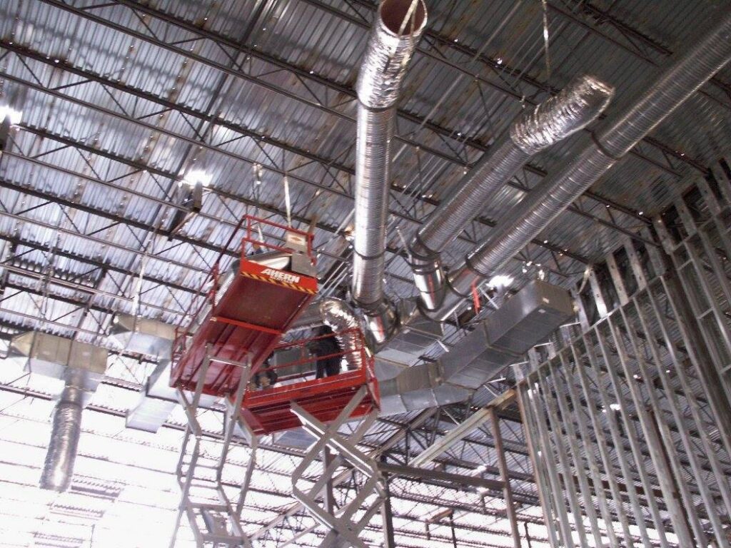 Extensive commercial HVAC system and ductwork installation by 1st Team Air Conditioning, Inc. in Anaheim, CA.