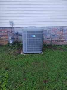 A Carrier commercial rooftop AC unit installed by MMI Climate Solutions in Lexington, KY.