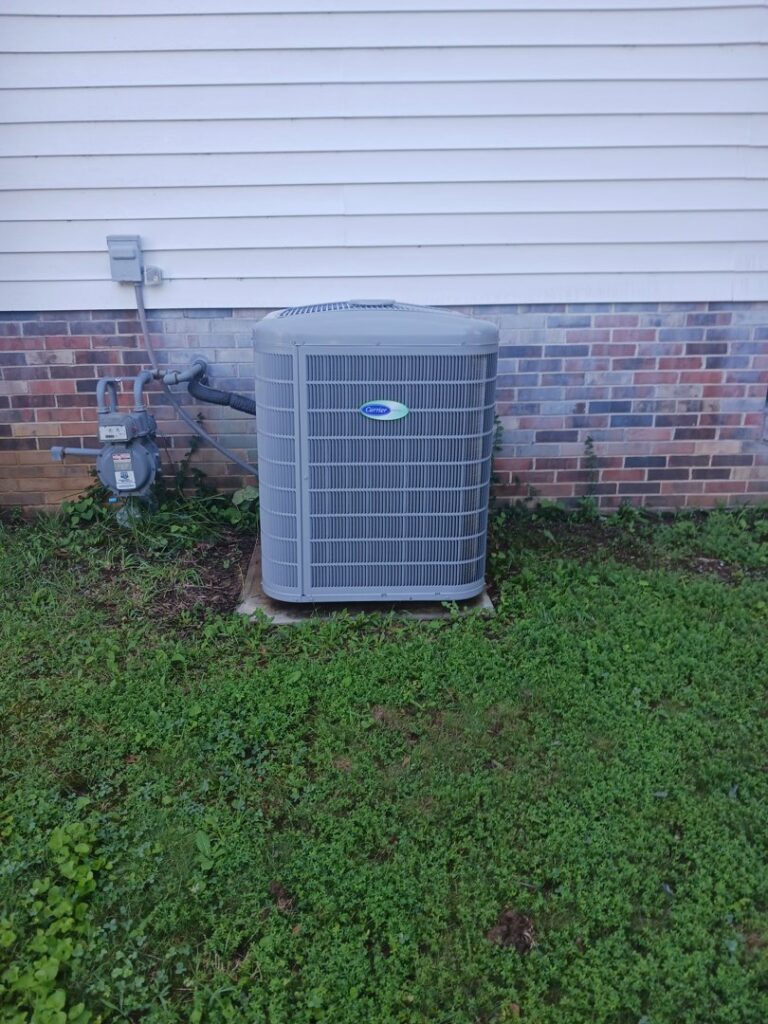 A Carrier commercial rooftop AC unit installed by MMI Climate Solutions in Lexington, KY.