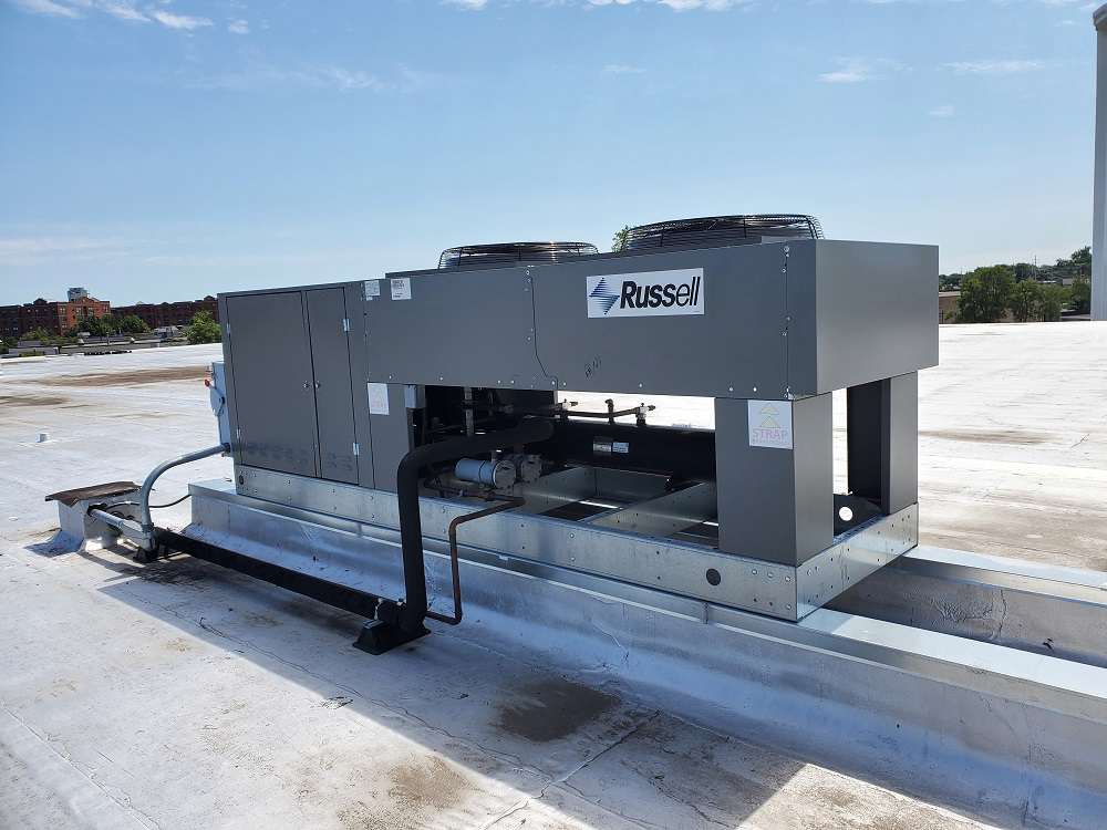 A large Russell commercial rooftop chiller unit installed by Giant HVAC in Chicago, IL