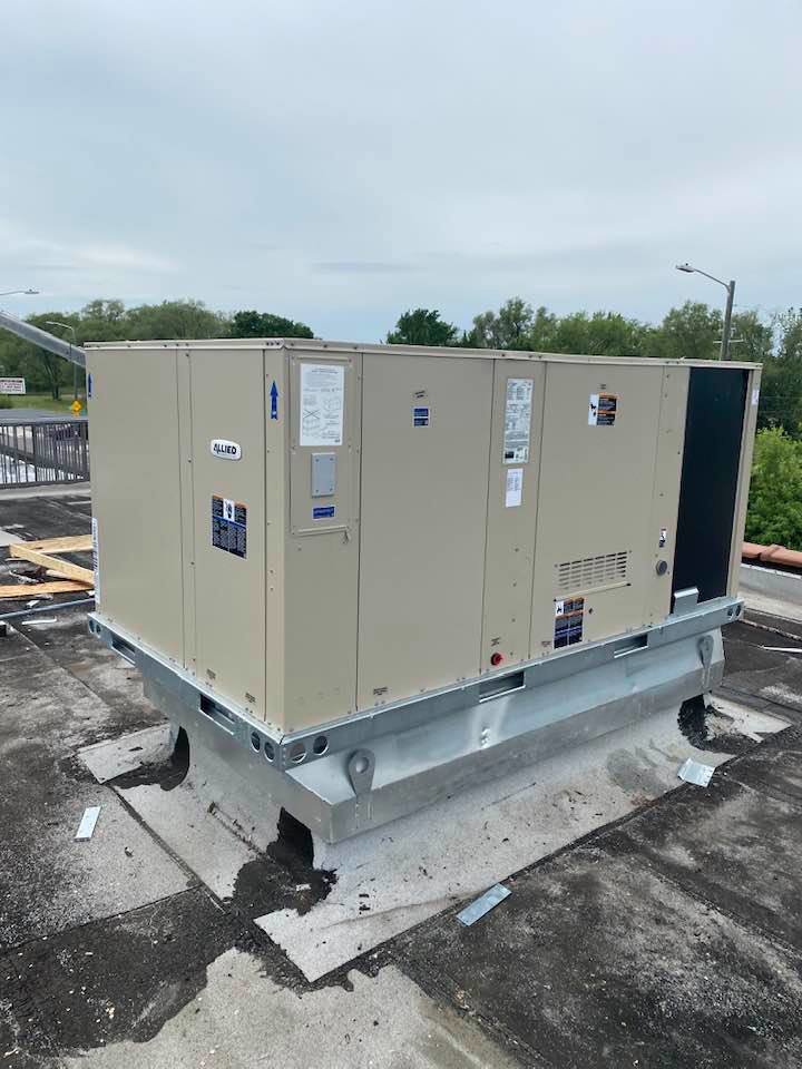 A large Allied commercial rooftop HVAC system installed by Good Helpers Heating, Cooling & Labor Services LLC in Detroit, MI.