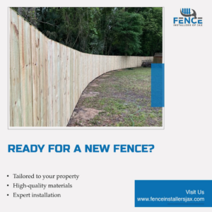 A long, curved wood privacy fence installed by Fence Installers of Jacksonville in Jacksonville, FL.