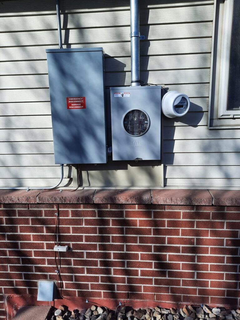 Exterior electrical meter and disconnect panel installation by Midway Electric Inc. in Columbia, MO.