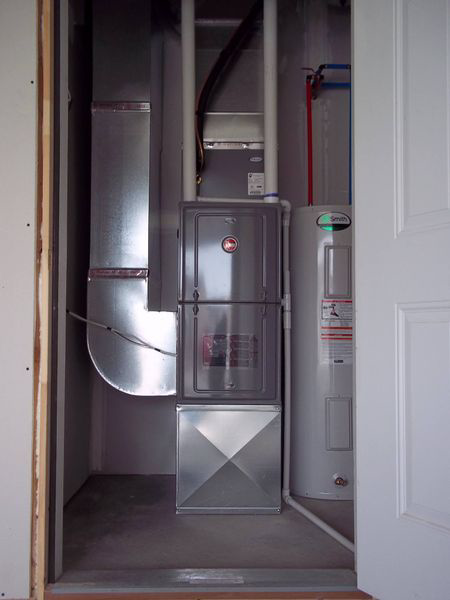 A new furnace and water heater installation by Extreme Heating & Cooling in Beaver Dam, KY