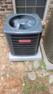 A Goodman outdoor air conditioning unit installed by Zippers Heating and Cooling in Mobile, AL.