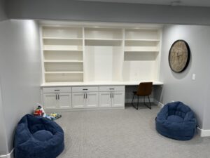 A home office or study room with new wall-to-wall carpet installed by Universal Flooring in Idaho Falls, ID.