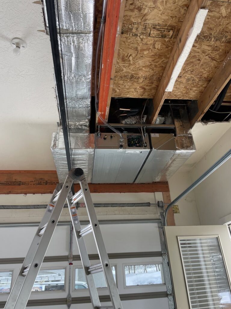HVAC ductwork and diffusers installed in the ceiling of an Iceberg Drive Inn by Big Leaf Mechanical LLC in South Salt Lake, UT.