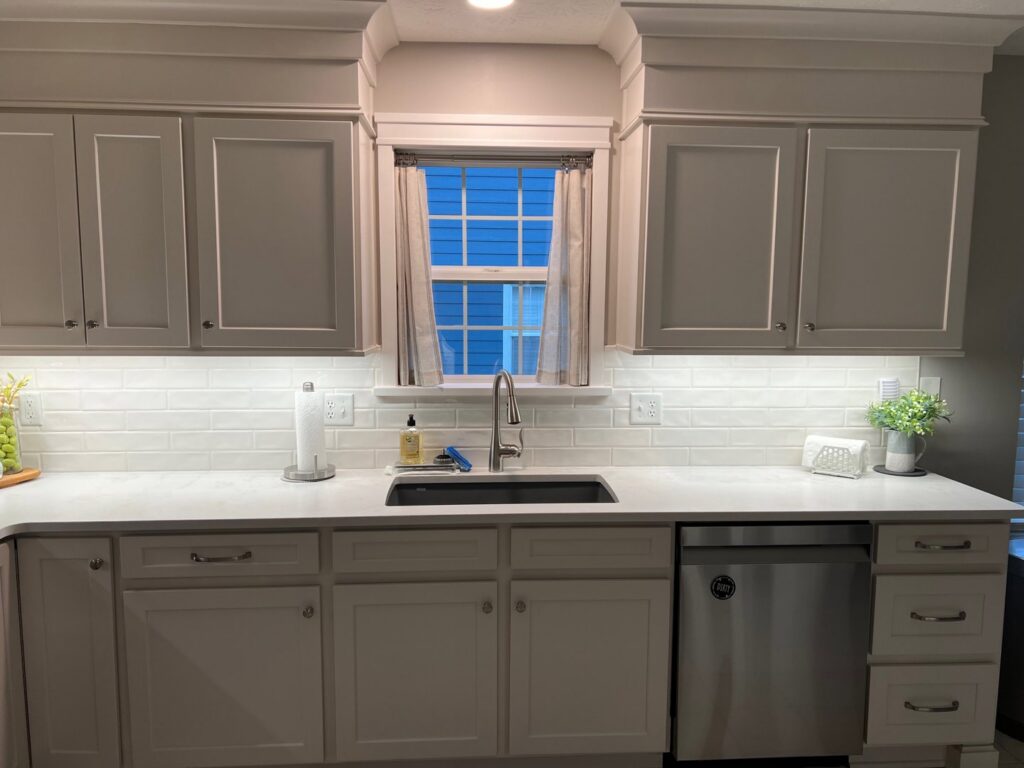Modern kitchen with new under-cabinet lighting installed by Bonham Electric, Inc. in Sacramento, CA.