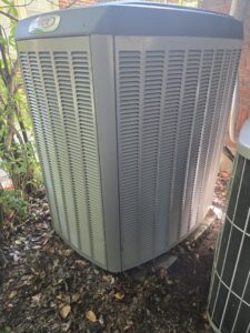 A Lennox outdoor AC unit installed by B&B Hvac Llc in Memphis, TN, ready for operation.