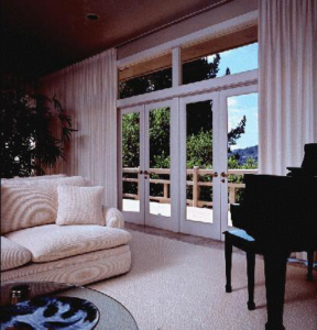 A beautifully carpeted living room, showcasing a finished project by Rockridge Builders in Oakland, CA.