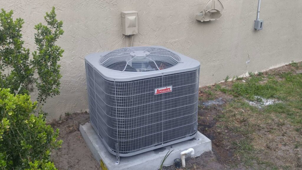 A newly installed Arcadia outdoor HVAC condenser unit by Fernandez HVAC in Alexandria, VA.