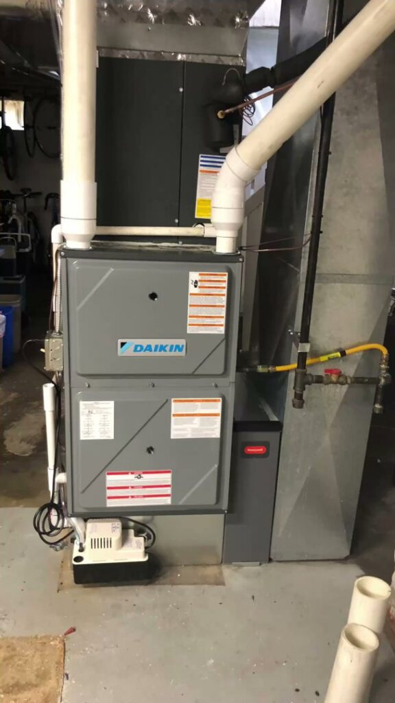 A new Daikin furnace and air handler unit installed by DiMartino's 5 Star Heating & Air Conditioning LLC in Salem, OR.