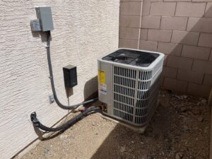 A new outdoor AC unit professionally installed by Mountainside Air in Phoenix, AZ.