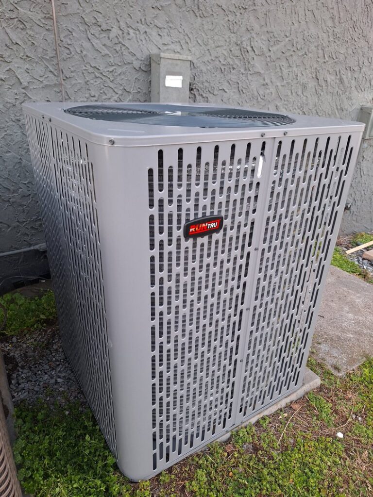 A new RunTru outdoor AC unit installed by Recovery HVAC in Smyrna, TN.