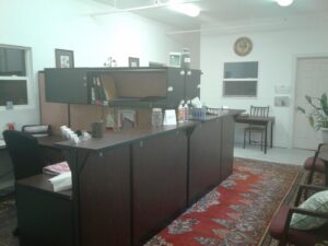 A welcoming office reception area featuring a large patterned rug by Alameda Carpet & Upholstery Cleaners in Portland, OR.