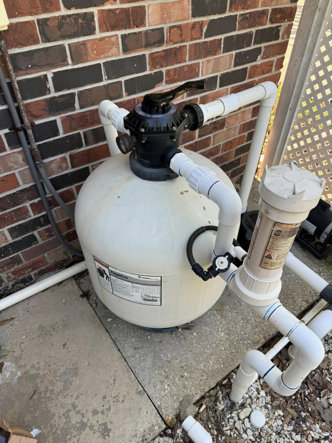 A clean pool filter system, ready for maintenance or service by Brocks Pools LLC in Baton Rouge, LA.