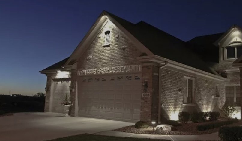 Beautiful residential landscape lighting installed by CM Electrical Solutions in Elizabethtown, KY.
