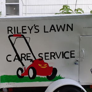 Riley's Lawn Care Service logo - Professional Lawn Care Provider in South Bend, IN