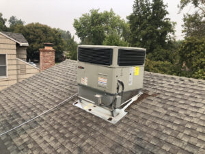A rooftop HVAC unit installation by Jaguar Heating & Air in Sacramento, CA