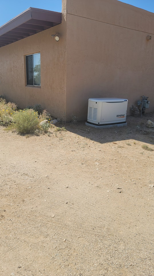 A Generac standby generator professionally installed next to a home by Energysense llc in Tucson, AZ.