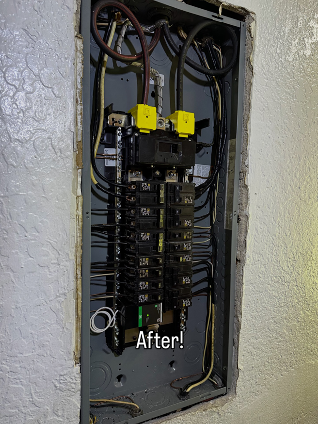 An upgraded electrical panel with new wiring and circuit breakers after service by Bold City Electric in Jacksonville, FL.