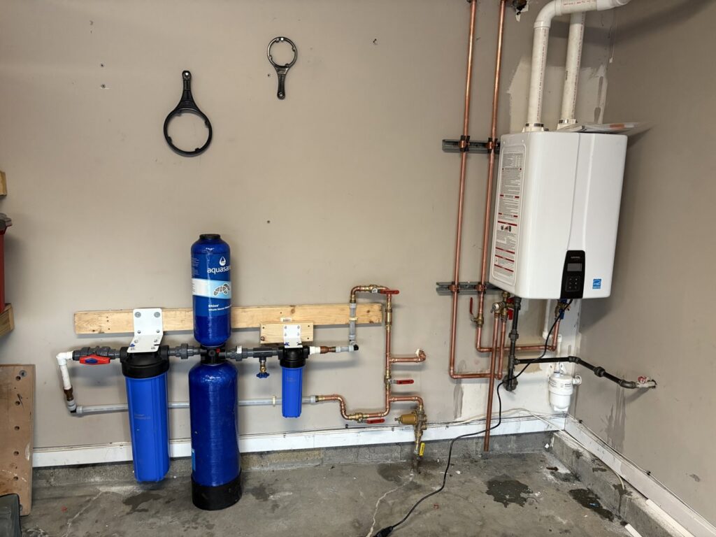 A newly installed water heater by Pipe Wrench Plumbing, Heating & Cooling, Inc in Knoxville, TN.