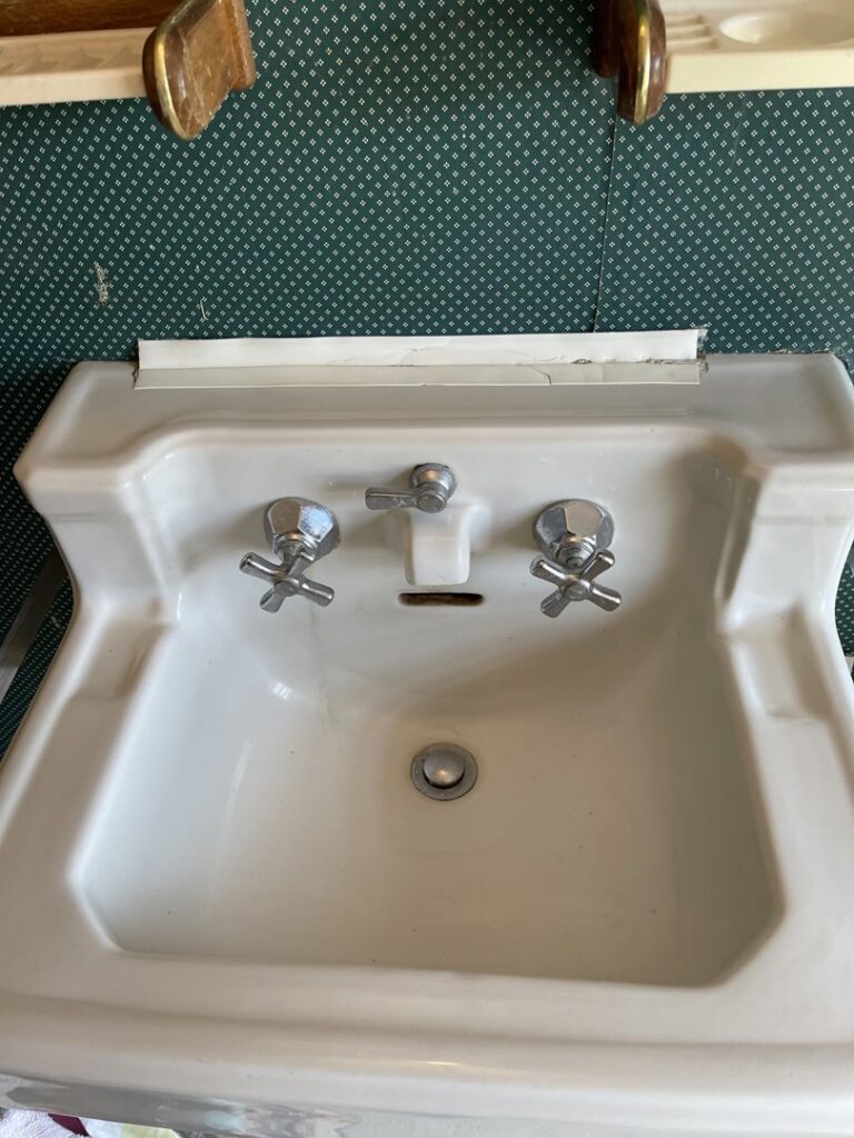 A sparkling clean bathroom sink after professional cleaning by Cinderellas Cleaning in Cerritos, CA