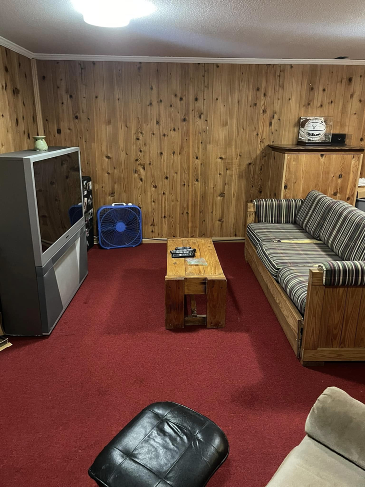 A sparkling clean living room after professional cleaning by RitaBee's Cleaning Service LLC in Milwaukee, WI.