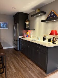 A clean and tidy modern kitchen and bar area, showcasing the results of Estela's Cleaning Service's in Lake Elmo, MN.