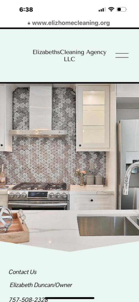 A sparkling clean modern kitchen, showcasing the quality house cleaning services by Elizabeth's cleaning in Cedar Park, TX.