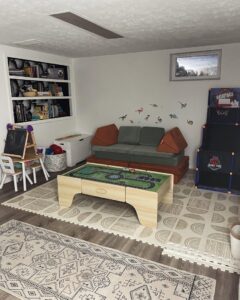 A tidy children's playroom with toys neatly organized, reflecting the meticulous house cleaning services of Cleans by Roseileen LLC in Louisville, KY.