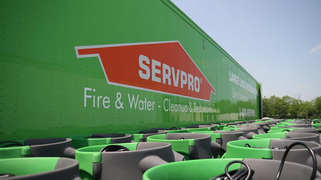 SERVPRO North Kenosha trailer with water damage drying equipment, including air movers, in Kenosha, WI.