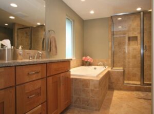 A sparkling clean modern bathroom, showcasing the quality house cleaner service from Choice Cleaning in Franklin Township, Indianapolis, IN.