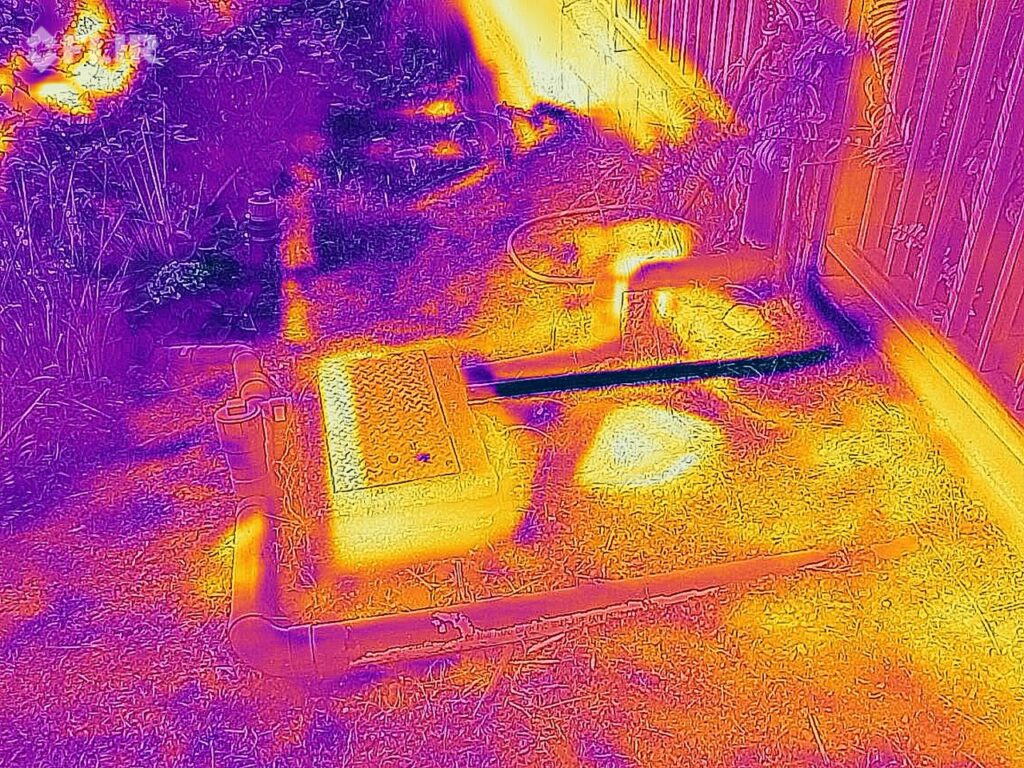 Thermal imaging used to detect a hidden water leak, a service by SMART Plumbing Hawaii, water damage specialists in Hilo, HI.